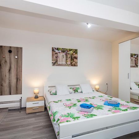 נייביצה Apartmani Tena מראה חיצוני תמונה