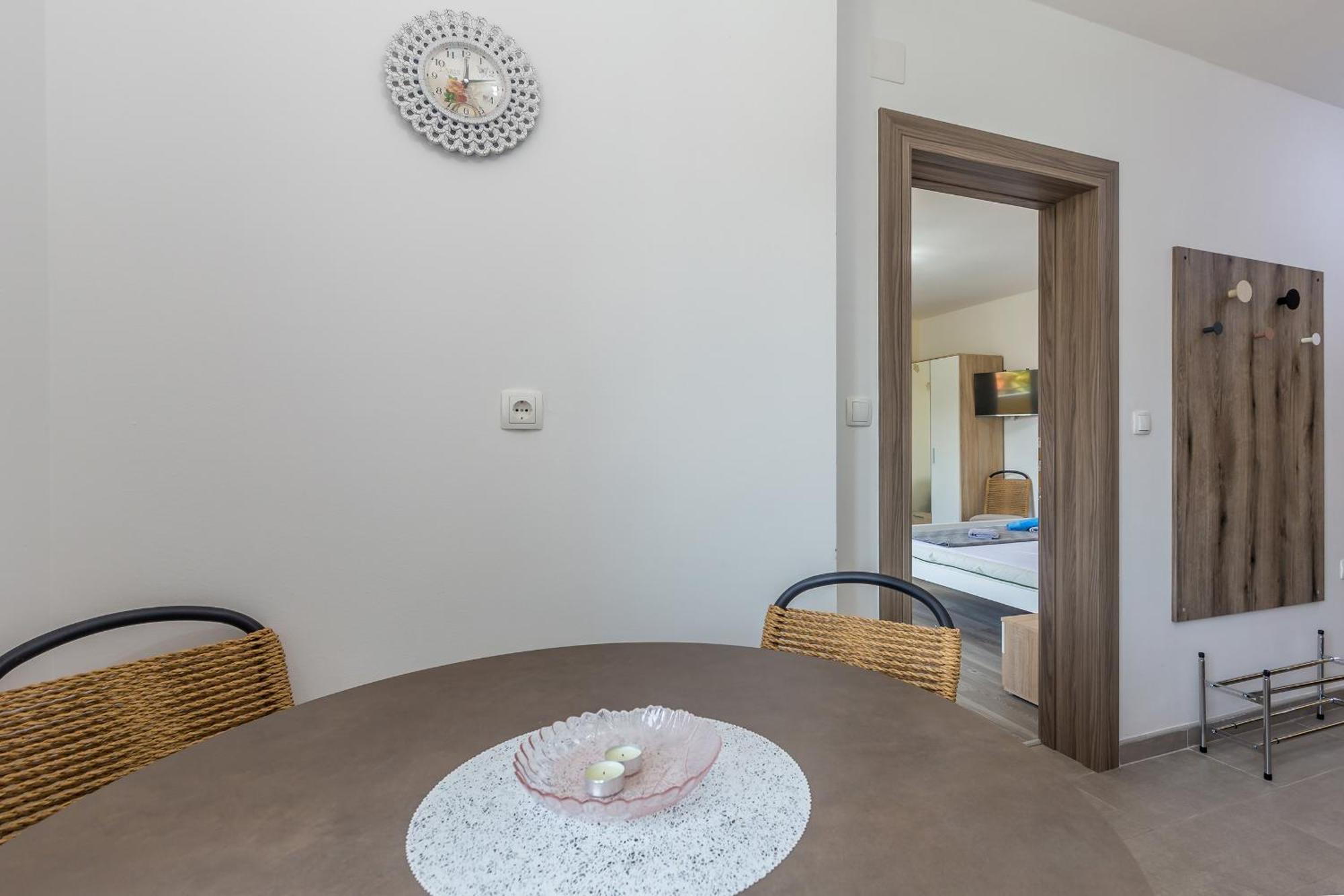 נייביצה Apartmani Tena מראה חיצוני תמונה